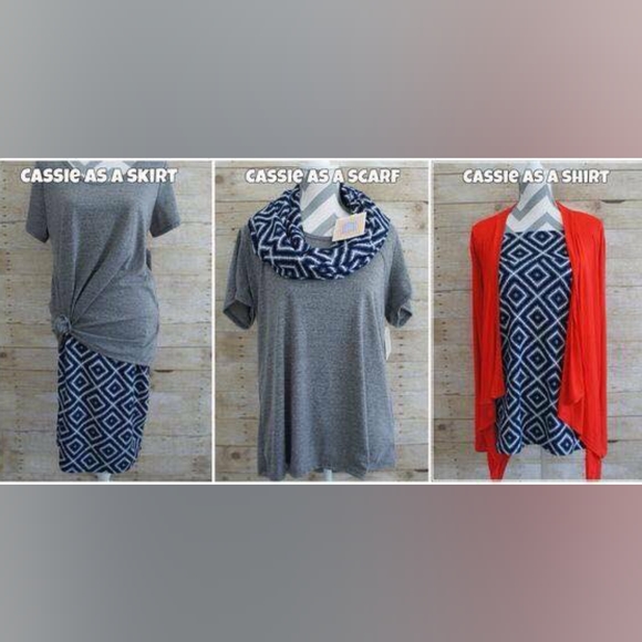 LulaRoe Cassie Pencil Skirt - Picture 3 of 3